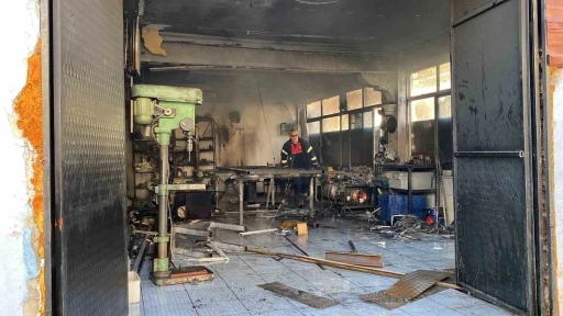 Sobaya tiner kutusu atan &ccedil;ırak yaralandı
