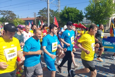 SOBE, Y&uuml;zlerce G&ouml;n&uuml;ll&uuml;s&uuml;yle Otizmli Bireyler İ&ccedil;in &ldquo;İyiliğe&rdquo; Koştu