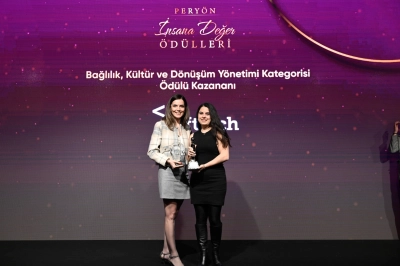 Softtech, İnsan Odaklı İK Yaklaşımıyla 3 Prestijli &Ouml;d&uuml;le Layık G&ouml;r&uuml;ld&uuml;