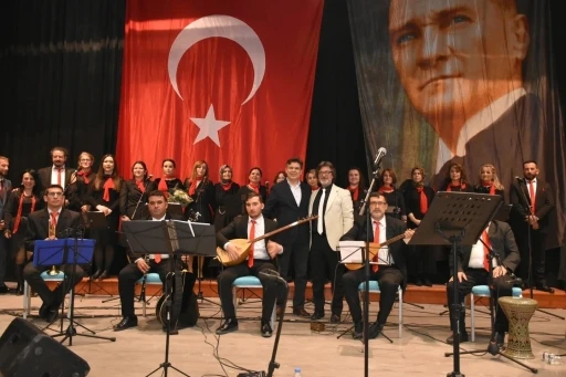 S&ouml;ğ&uuml;t&rsquo;te Cumhuriyetin 101&rsquo;nci yılına &ouml;zel konser
