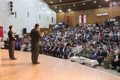 SOLOT&Uuml;RK ekibi &ouml;ğrencilerle buluştu
