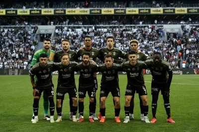Solskjaer&rsquo;den kadroda 3 değişiklik
