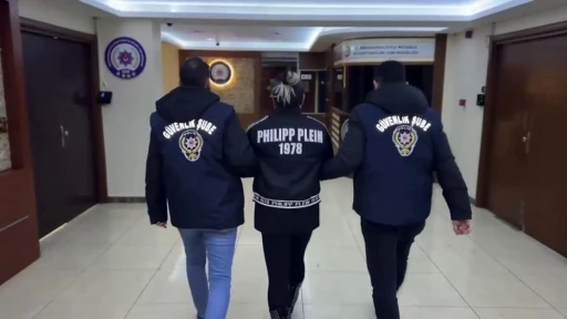 Sosyal medya fenomeni Murat &Ouml;v&uuml;&ccedil; g&ouml;zaltına alındı
