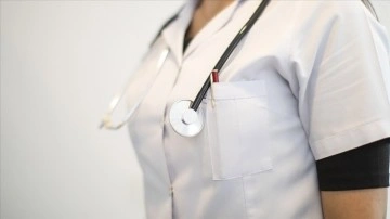 S&ouml;zleşmeli pozisyondaki 81 bin 108 sağlık personelinin kadroya ge&ccedil;iş işlemleri tamamlandı