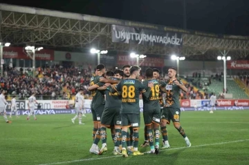 Spor Toto S&uuml;per Lig: Corendon Alanyaspor: 1 - Medipol Başakşehir: 0 (Ma&ccedil; sonucu)