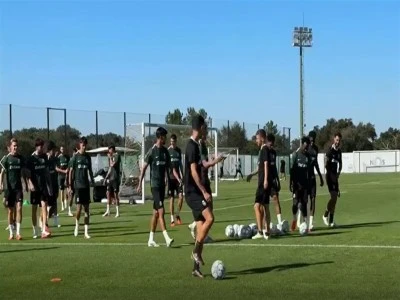 Sporting, Galatasaray ma&ccedil;ı hazırlıklarını tamamladı