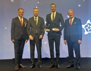 STAR Rafineri ve SOCAR Petrol Ticaret&rsquo;e &lsquo;İhracatın Yıldızı&rsquo; &ouml;d&uuml;l&uuml;
