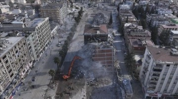 Strateji ve B&uuml;t&ccedil;e Başkanlığının raporu depremlerin yol a&ccedil;tığı kayıp ve hasarı ortaya koydu