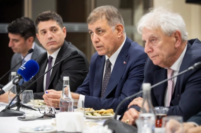 Su Krizi Masaya Yatırıldı