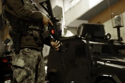 Su&ccedil; &ouml;rg&uuml;tlerine operasyonda &ccedil;ok sayıda g&ouml;zaltı var