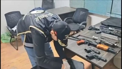 Su&ccedil; &ouml;rg&uuml;t&uuml;ne operasyon: 8 g&ouml;zaltı