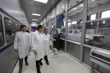 Ş&uuml;kr&uuml; Deviren: &ldquo;Gemlik&rsquo;in iki markası var; zeytin ve Togg&rdquo;