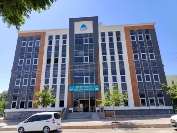 S&uuml;leymanşah Gen&ccedil;lik Merkezi donatılıyor
