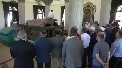 Sultan 1. Murad H&uuml;davendigar Han dualarla anıldı