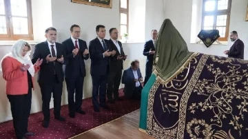 Sultan 1. Murad H&uuml;davendigar, vefatının 634'&uuml;nc&uuml; yılında Kosova'da anıldı