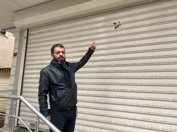 Sultanbeyli&rsquo;de husumetli oldukları akrabalarının iş yerini pompalı t&uuml;fekle kurşunladılar
