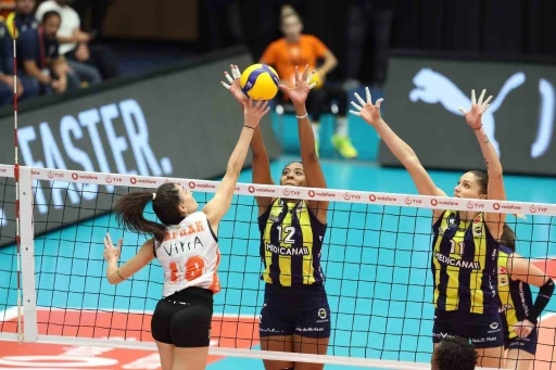 Sultanlar Ligi: Eczacıbaşı Dynavit: 0 - Fenerbah&ccedil;e: 3
