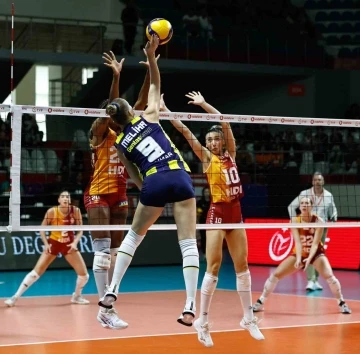 Sultanlar Ligi: Galatasaray: 1 - Fenerbah&ccedil;e: 3
