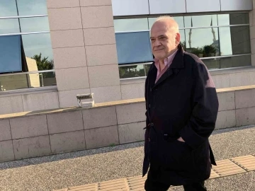 Sunucu Ahmet &Ccedil;akar ifade vermek &uuml;zere adliyede
