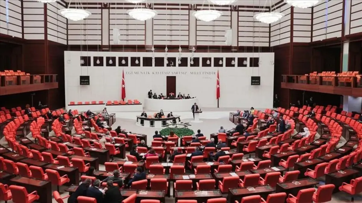 &Ccedil;er&ccedil;eve Yasa TBMM'de kabul edildi