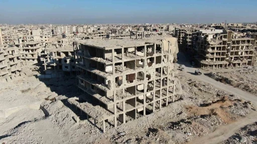 Suriye&rsquo;de Esad rejiminin bombaladığı binalarda restorasyon &ccedil;alışmaları başladı
