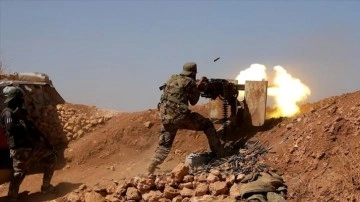 Suriye'de baskı altındaki Arap aşiretleri ile PKK/YPG'lı ter&ouml;ristler 7 noktada &ccedil;atıştı