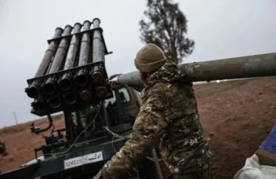 Suriyeli aşiret grupları, Rakka'daki &ccedil;eşitli b&ouml;lgeleri ter&ouml;r &ouml;rg&uuml;t&uuml; SDG'den kurtardı