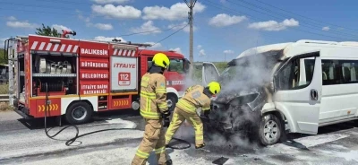 Susurluk&rsquo;ta ara&ccedil; yangını paniğe neden oldu
