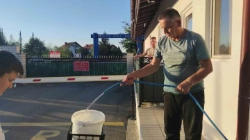 Susuz kalan Kosovalıların imdadına T&uuml;rk askeri yetişti