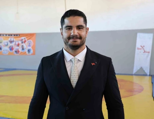 Taha Akg&uuml;l: "Herkesin federasyon başkanı olacağız"
