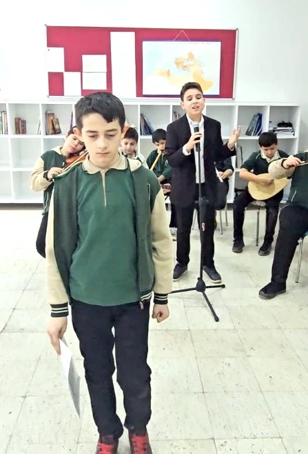 Takdir belgesi alamayan &ouml;ğrencilerden "Gassal" dizisi g&ouml;ndermesi
