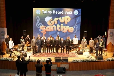 Talas&rsquo;ın grup şantiye konserinin yankıları s&uuml;r&uuml;yor
