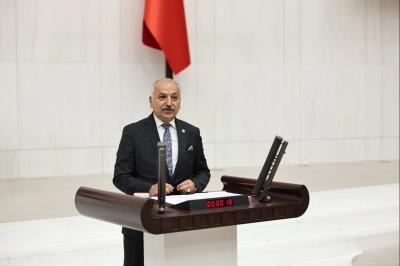 Talat Din&ccedil;er: "Taşucu Turizm Beldesidir, Hayvan Sevkiyat Noktası Olamaz!"