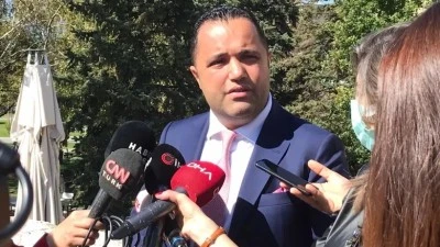 Tanınan avukat Rezan Ep&ouml;zdemir g&ouml;zaltına alındı