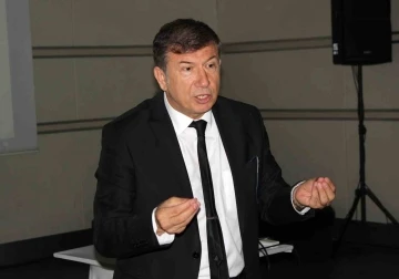 Tanju &Ccedil;olak: &ldquo;Milli takımda sevgi ve inanma sorunu var&rdquo;
