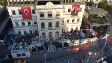 Tarih&ccedil;i İlber Ortaylı Beyoğlu&rsquo;nda d&uuml;zenlenen &ldquo;Avrupa Miras G&uuml;nleri&rdquo;ne konuk oldu

