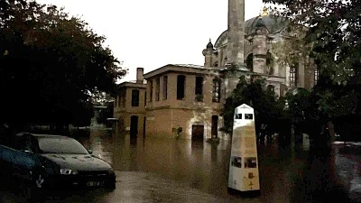 Tarihi Sadabat Camisi ve Sedef At&ouml;lyesi sular altında kaldı