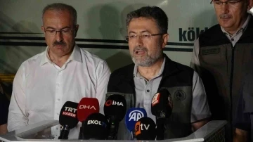 Tarım ve Orman Bakanı Yumaklı: "Şu an itibariyle her şeyin &ccedil;ok iyi gittiğini s&ouml;yleyebilirim"
