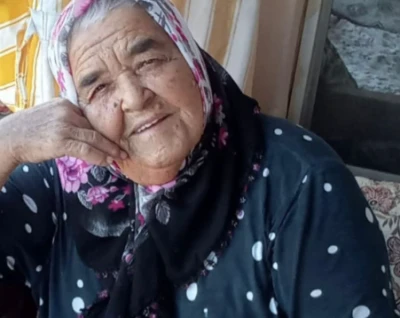 Tarsus'ta 3'&uuml;nc&uuml; kattan y&uuml;k asans&ouml;r&uuml;yle yere &ccedil;akılan kadın &ouml;ld&uuml;