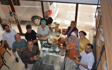 Tarsus&rsquo;un y&ouml;resel yemekleri geleceğe taşınıyor
