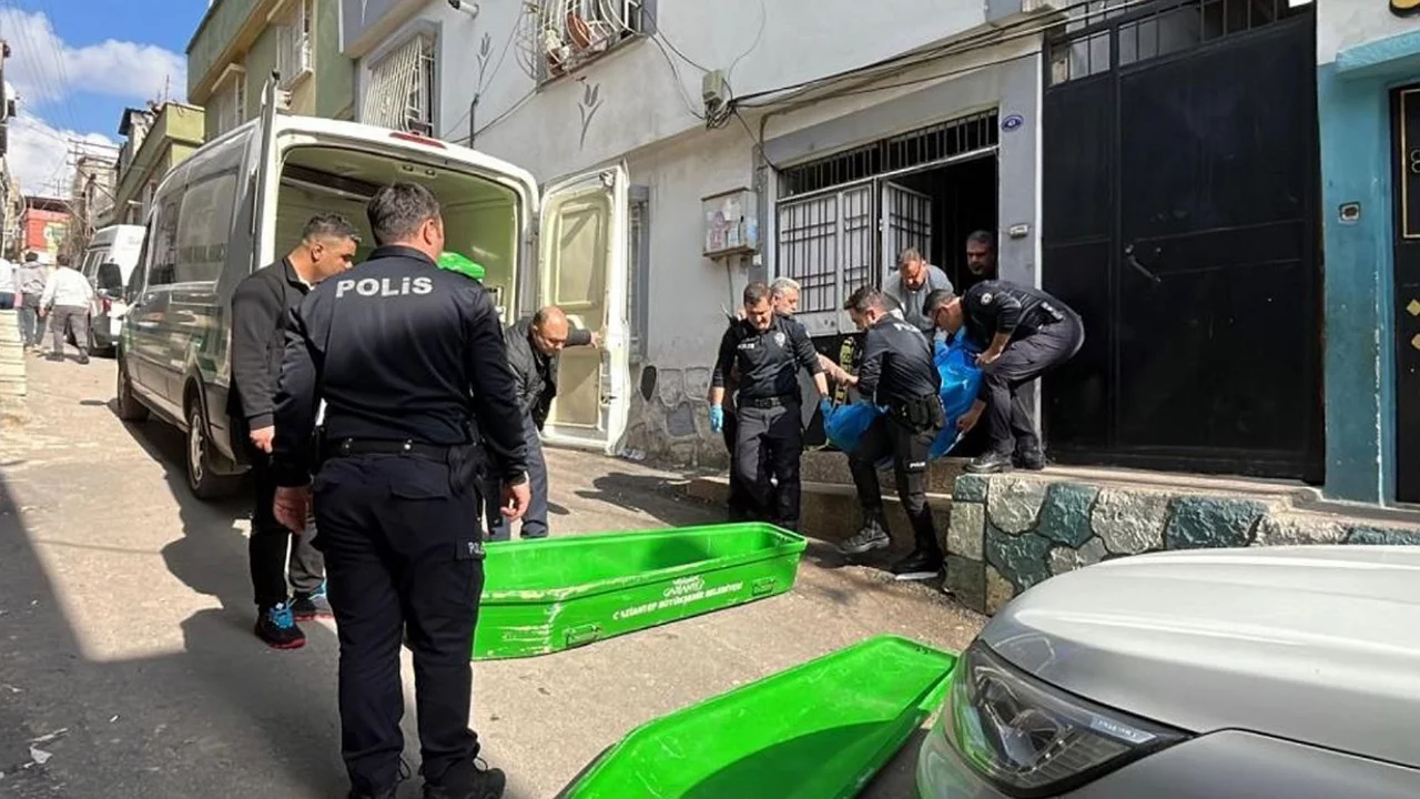 Tartıştığı babasını &ouml;ld&uuml;ren 14 yaşındaki &ccedil;ocuk tutuklandı