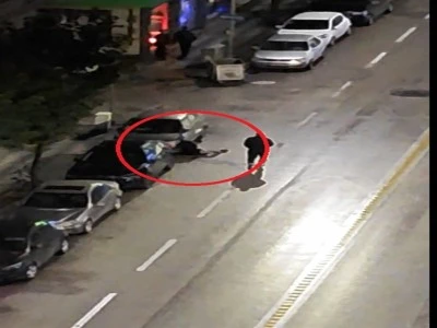 Tartıştığı kişiyi sokakta kovalayıp pompalı t&uuml;fekle vurarak &ouml;ld&uuml;rd&uuml;