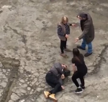 Tartıştığı şahsı sokak ortasında silahla &ouml;ld&uuml;rd&uuml;
