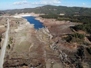Tasarruf &ccedil;ağrısı yapan Başkan &Ccedil;avuşoğlu: &ldquo;Akbaş Barajı&rsquo;nda 12 g&uuml;nl&uuml;k su kaldı&rdquo;
