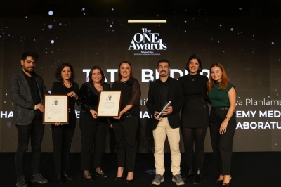 TatilBudur&rsquo;a "The ONE Awards"tan Birincilik &Ouml;d&uuml;l&uuml;