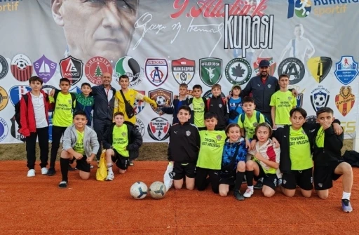 Tavşanlı İdmanyurdu, Kuşadası&rsquo;nda Atat&uuml;rk Kupası&rsquo;nda
