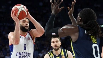 TBF Disiplin Kurulu, Anadolu Efes ile Fenerbah&ccedil;e Beko'ya para cezası verdi