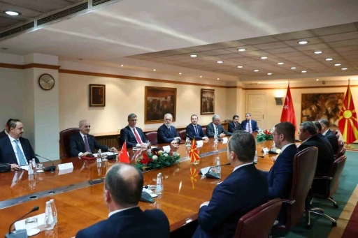 TBMM Başkanı Kurtulmuş, Kuzey Makedonya Başbakanı Mickoski ile g&ouml;r&uuml;şt&uuml;
