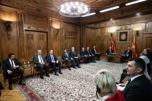 TBMM Başkanı Kurtulmuş, Kuzey Makedonya Meclisinde resmi t&ouml;renle karşılandı
