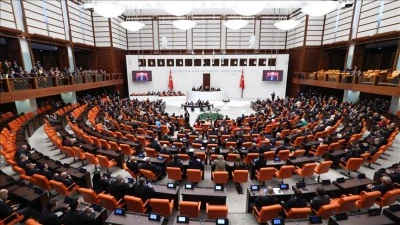 TBMM tartışmayla a&ccedil;ıldı
